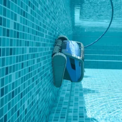 Robot De Piscine Electrique M600 Dolphin -Hydro Expert 432894 imgWEB robot electrique m600 dolphin 3 dbcd